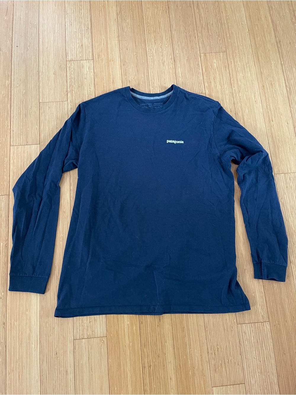 Patagonia Long-Sleeve Crew Tee — Navy Blue, mens xl.